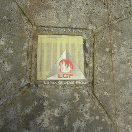 Imagini din executie placare pardoseala covor interior aplicare sistem de pardoseala din mortar poliuretanic DURACRETE HFB 6mm 9mm 12mm detaliu executie fosa