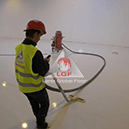 Imagini din executie aplicare sistem de pardoseala DURAFLOOR 30 Perle aspirare suprafata pardoseala slefuita