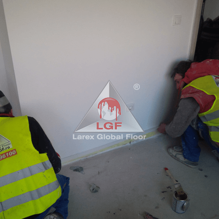 Imagini din executie aplicare sistem de pardoseala Covor PVC montare plinta